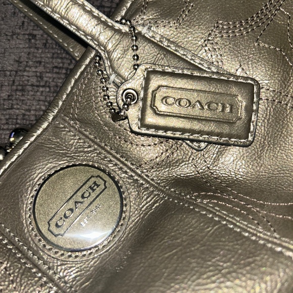 Vintage Coach - Picture 5 of 5